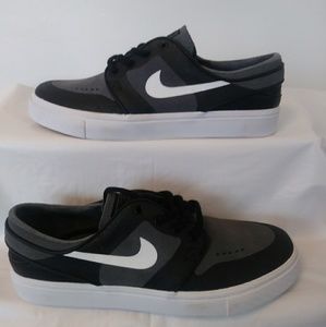 Kid's Size 5.5 Nike Stephan Janoski